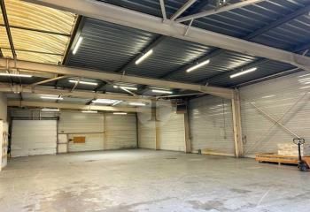 Local d'activité à louer Leers - Proche aéroport et accès M700