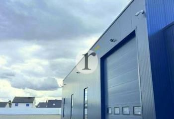 Local d'activité à louer Petite-Forêt - Proximité A23 et transports