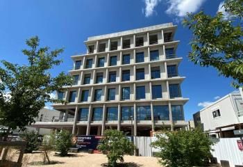 Location bureaux Villeurbanne - Proche périphérique Laurent Bonnevay et gare TGV