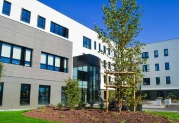 Location bureaux Genas - Proche Rocade Est et Aéroport Saint-Exupéry