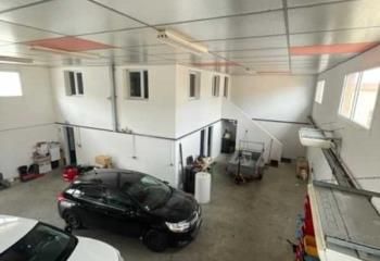 Local d'activité à louer Toussieu - Proche aéroport et autoroutes