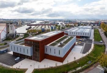 Location bureaux Lyon 7 - Proche métro, gare et autoroute