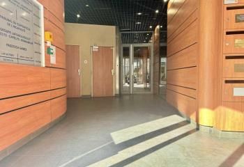 Location bureaux Villeurbanne - Proche métro Charpennes et tramways
