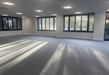 Location bureaux Saint-Didier-au-Mont-d'Or - proche Gare de Vaise et autoroute