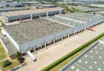 Plateforme logistique à louer Saint-Quentin-Fallavier - Proximité A43 et aéroport