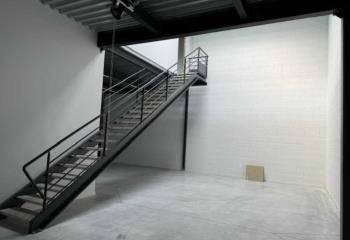 Local d'activité à louer La Tour-de-Salvagny - Proche Techlid et autoroutes