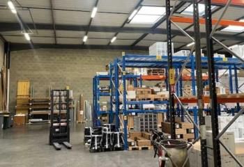 Local d'activités à louer Saint-Priest - Proche aéroport et autoroutes