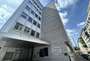 Location bureaux Lyon 3 - Proche métro, tramway et bus