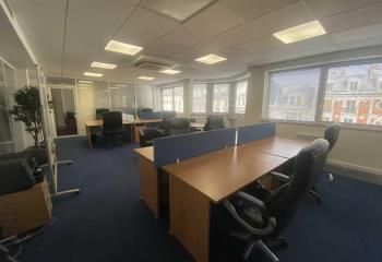 Location bureau Paris 10 - Proche métro Château d'Eau, bus, RER, Transilien