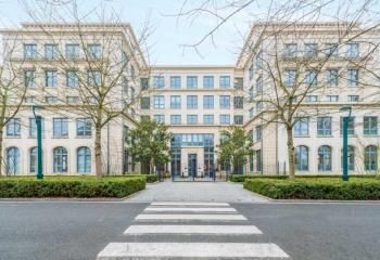 Location bureaux Chessy - Proche RER A et centre commercial Val d'Europe