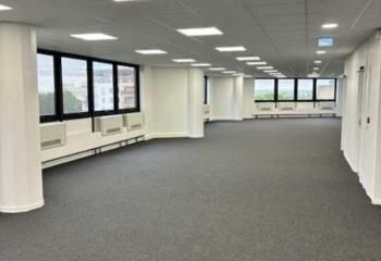 Location bureaux Lognes - Proche RER A, Autoroute A4