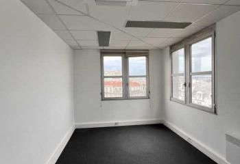 Location bureaux Pantin - Proche métro Hoche, Tram et RER