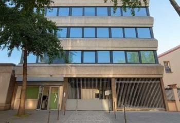 Bureaux à louer Ivry-sur-Seine - Proche métro, bus, RER et gare