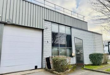 Location locaux d'activité Collégien - Proximité RER Torcy et A104