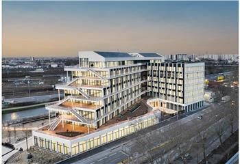 Location bureaux Bobigny - Proche métro Ligne 5 et Périphérique