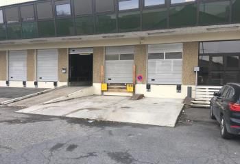 Location local d'activité Vitry-sur-Seine - 896 m²