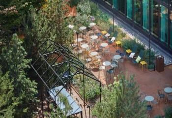 Bureaux à louer Courbevoie, proche Paris La Défense et transports