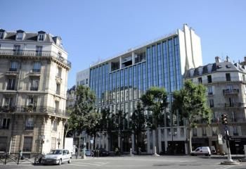 Location bureaux Paris 17 - Proche Métro Wagram, RER, Tram et Bus