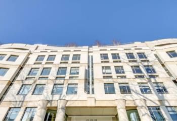 Location bureaux Paris 8 - Proche Métro George V, Courcelles, RER Charles de Gaulle-Etoile