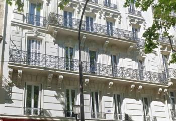 Location bureaux Paris 8 - Proche Métro Europe et RER Haussmann