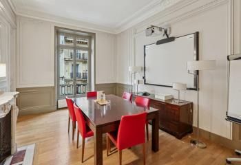 Bureaux à vendre Paris 8 - Proche parc Monceau et métro Villiers