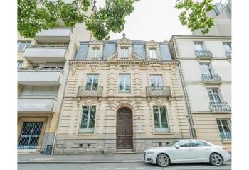 Location bureaux Rennes centre - Proximité métros et commerces