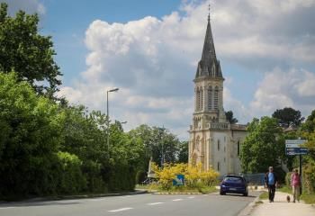 Location entrepôt multi-usages Saint-Jean-d'Illac - Accès direct RN