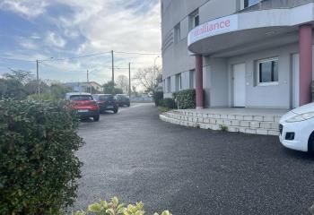 Local commercial 85 m² à Eysines - Secteur dynamique