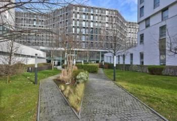 Bureaux plug and play Paris 19 - Métro Porte de la Villette - Tram Rosa Parks