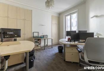 Bureaux à louer Paris 8 - Proximité Gare Saint-Lazare et métro