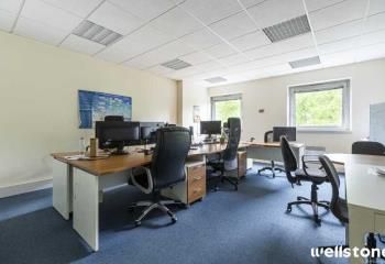 Location bureaux Paris 19 - Proche métro Colonel Fabien et canal Saint-Martin