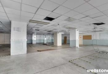 Location bureaux Paris 18 - Proche Métro Barbès-Rochechouart