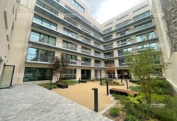 Location bureaux Paris 11 - Proche transports en commun