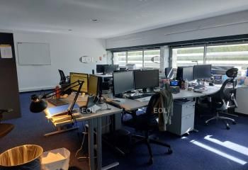 Location bureaux Nîmes - Proche autoroutes A9 et A54