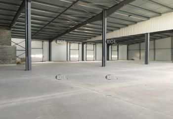 Location bâtiment indépendant Beaucaire - ZI - 2 accès à quai