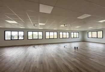 Bureaux neufs Éguilles - Accès D10