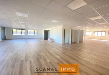 Location bureaux Éguilles - Proche commerces et axes autoroutiers