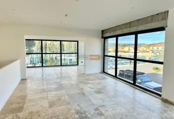 Location bureau Sainte-Maxime - Centre-ville, 1er étage