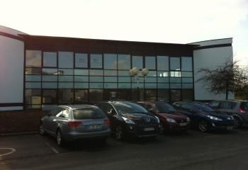 Location bureaux Villeneuve-d'Ascq - Proche métro Les Prés et axes autoroutiers