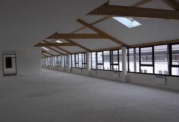 Location bureaux Soissons - Proche RN2, A4, A26 et gare