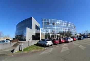 Location bureaux Labège - Proche centre commercial et rocade