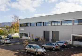 Locaux d'activité à louer Wattrelos - Parc clos et sécurisé