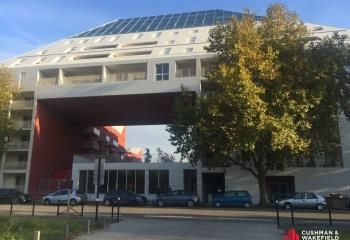 Vente bureaux Bordeaux Bastide-Niel - Proche Tram A et Garonne