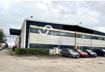 Locaux d'activité à louer Vénissieux - Proximité gare et périphérique