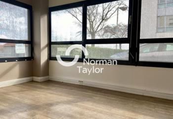 Location bureaux Limas - Proche gare et autoroute A6