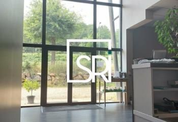 Location bureaux Coudes - Proche A75 et gare SNCF