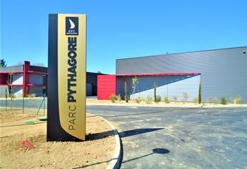 Local d'activité à louer Bouloc - Zone Eurocentre - Prise directe A62