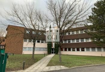 Location bureaux Bron - Proche A43, bus 78 et Tram T2