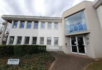 Location bureaux Bron - Proche aéroport, bus, tram