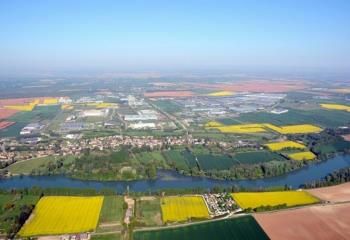 Terrain industriel Saint-Vulbas - Proximité Lyon, Aéroport et TGV